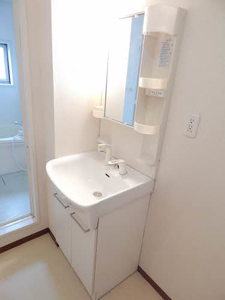 シュトラール　Ｂ棟　＊ B0201号-4