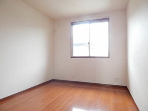 シュトラール　Ｂ棟　＊ B0201号-6