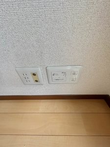 リバーサイドＴ　Ｂ棟　＊＊ B0202号-12