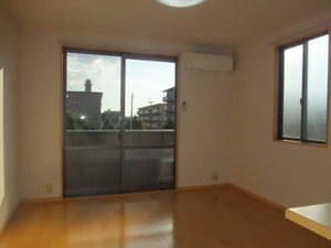 グランシャリオ　Ａ棟　＊ A0202号-3