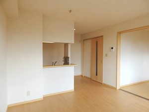 コンフォールハイム　Ｂ棟　＊＊ B0202号-2