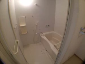 ラ・フェンテ三溝　＊ A0101号-4