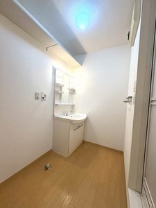 ＥＬＬＥ　ＧＡＲＤＥＮ　Ⅱ　Ｃ棟 C0202号-5