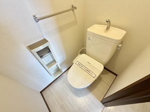 ホルサムコート　Ｂ棟　＊＊ B0201号-6