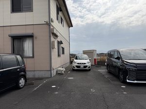 ホルサムコート　Ｂ棟　＊＊ B0201号-15