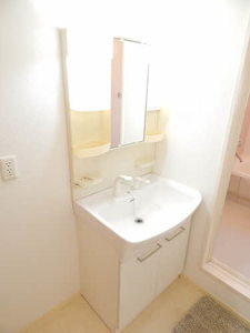 ミル・フラーズ　＊＊ A0202号-5