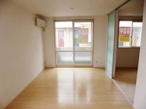 フローラ　　Ｂ棟 B0102号-4