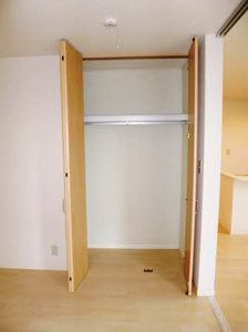 フローラ　　Ｂ棟 B0102号-8