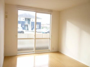 グラン・シャリオ　Ｃ棟 C0102号-4