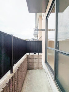 ラビアンローズⅢ　Ｂ棟　＊＊ B0102号-9