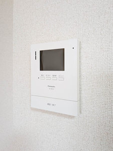 ラビアンローズⅢ　Ｂ棟　＊＊ B0102号-11