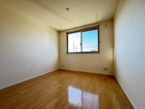 シャーメゾンＨＩＫＡＲＩ　＊＊ A0103号-9