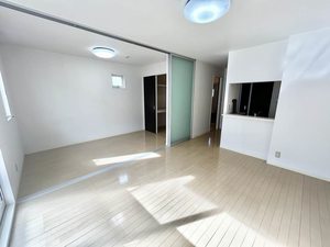 シャーメゾンＤＯＮ３　＊ A0104号-2