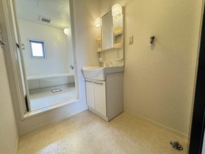 シャーメゾン白鳥　Ｂ棟　＊＊ B0201号-6