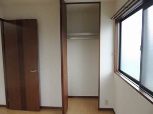 ファミールオガタ　Ｃ棟　＊ C0202号-14