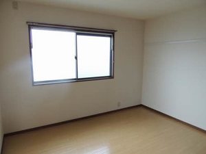 ファミールオガタ　Ｃ棟　＊ C0202号-15