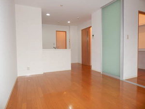 カーサ・ラピス　Ｂ棟　＊＊ B0101号-5