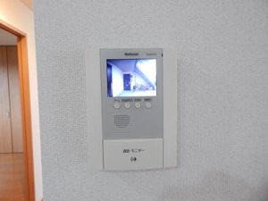 カーサ・ラピス　Ｂ棟　＊＊ B0101号-9