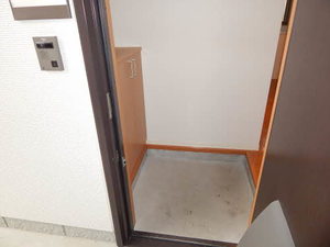 カーサ・ラピス　Ｂ棟　＊＊ B0101号-11