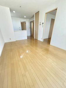 カーサ・ラピス　Ｅ棟　＊＊ E0102号-2