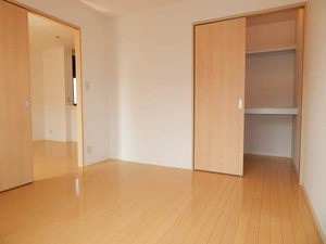 カーサ・ラピス　Ｅ棟　＊＊ E0202号-4