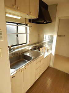 クローバーハイツ　＊＊ A0201号-3