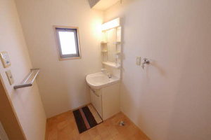 フォレスト　Ⅴ棟　＊ E0201号-7