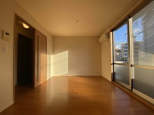 ウィスティリア神岳　Ｂ棟　＊＊ B0102号-2