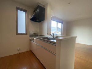 ウィスティリア神岳　Ｂ棟　＊＊ B0201号-3