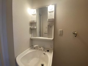 ウィスティリア神岳　Ｂ棟　＊＊ B0201号-5