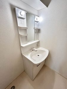 グランシャリオ高木瀬西　＊＊ A0201号-8