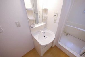 サニーコート本城　Ⅱ　＊＊　Ｃ棟 C0103号-3