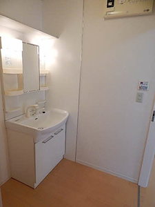 シャーメゾン・ヴァン　Ｂ棟　＊ B0101号-8