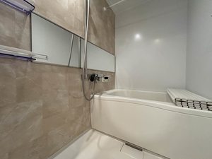 ファミール　オランジュ　＊A0102-3