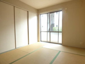 シャーメゾン昴　Ｂ棟　＊＊ B0102号-4