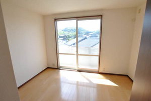 ソレイユ中里　Ａ棟　＊ A0202号-7