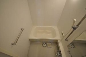 フローラ　Ａ棟　＊ A0102号-4