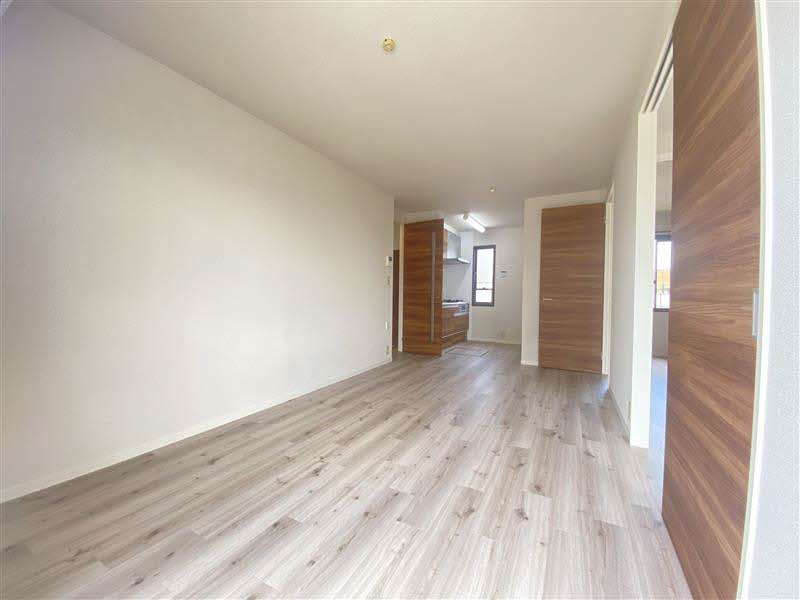 サンハイツ永犬丸　Ａ棟　＊ A0102号-2