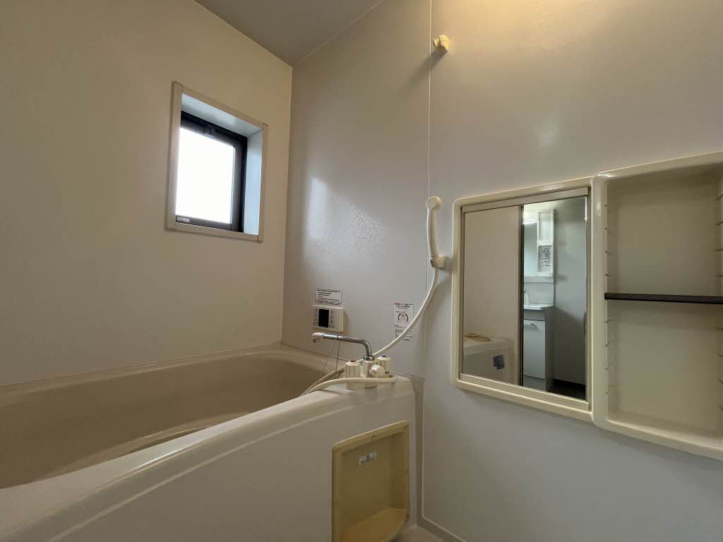 サンハイツ永犬丸　Ｂ棟　＊ B0201号-4