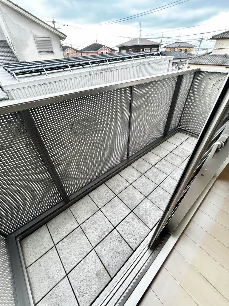 ラ　シエロ　Ｃ棟　＊＊ C0203号-13