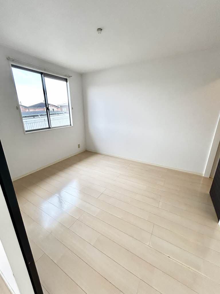 ラ　シエロ　Ｃ棟　＊＊ C0203号-15