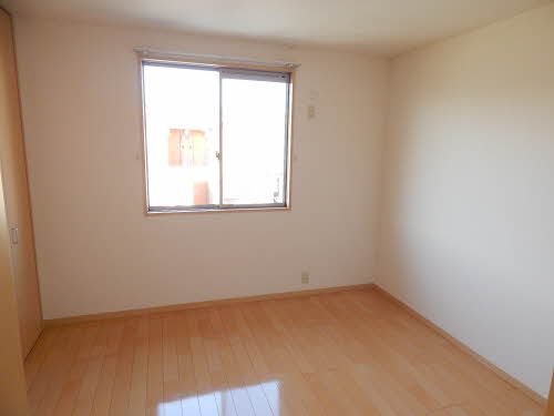 メゾン　エクレール　Ｂ棟　＊ B0201号-4