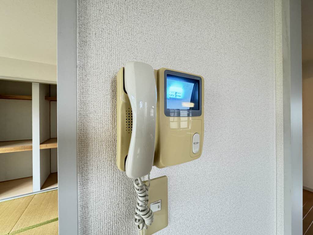 ファミール蔵上　Ｂ棟　＊ B0201号-6