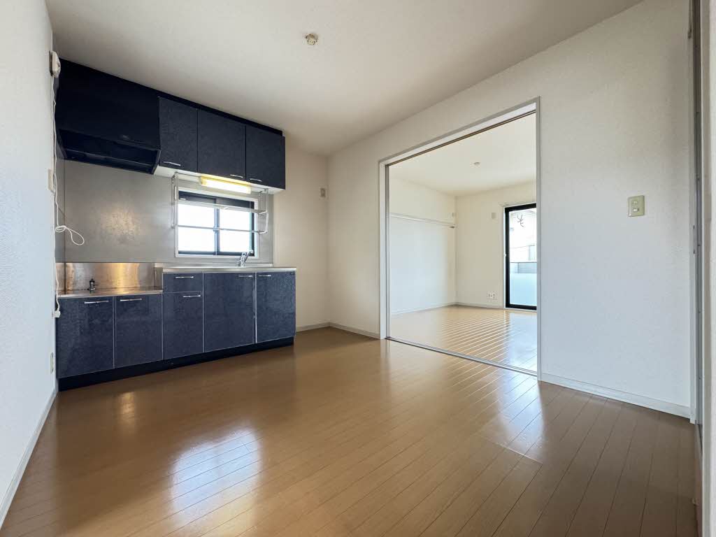 ファミール蔵上　Ｂ棟　＊ B0201号-12