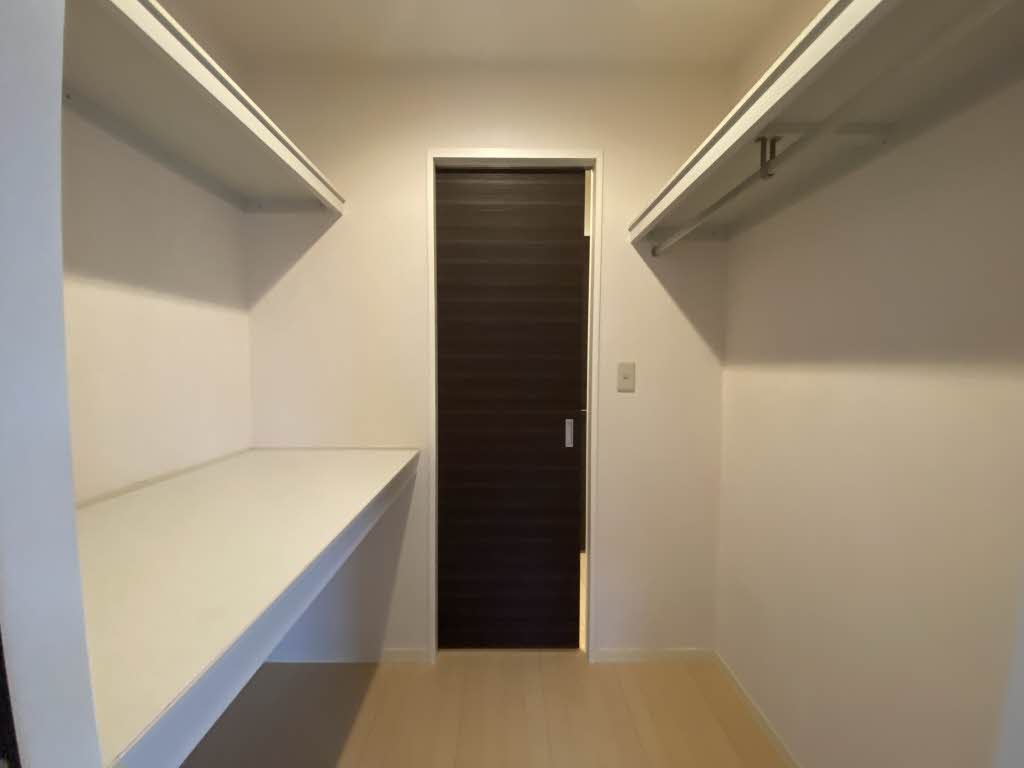 メゾン　エクレール　Ｆ棟　＊＊ F0102号-8