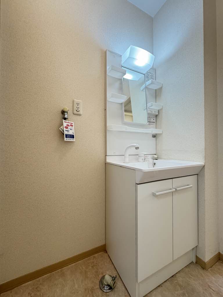 シャーメゾン小森野　Ｂ棟　＊＊ B0102号-6