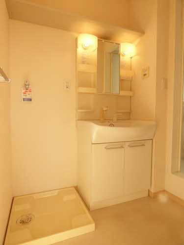 ラ・ルース　Ⅱ棟　＊ B0202号-4