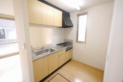 シティパル長行 C棟 * C0102号-3