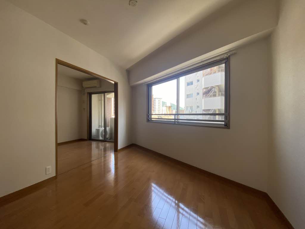 アネシス片野　＊＊ A0401号-2