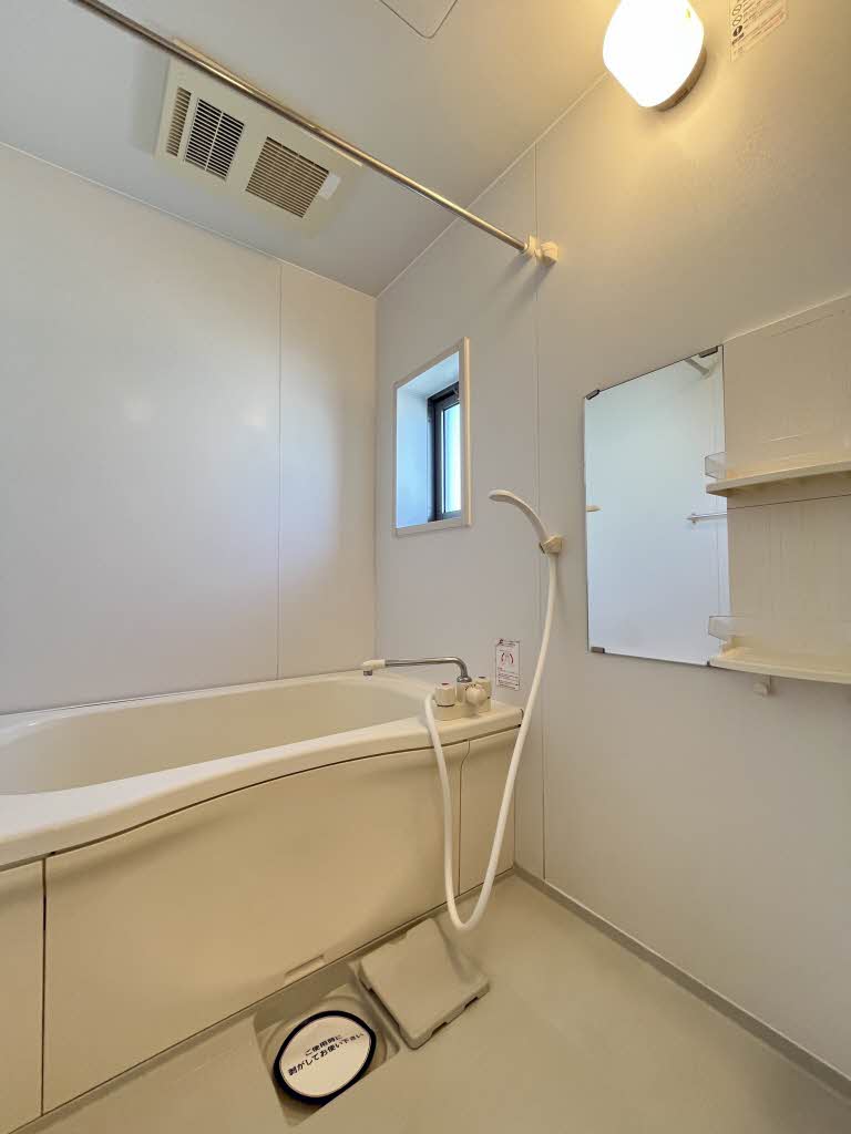 サンク・ブランシェ　Ｃ棟　＊＊ C0202号-4